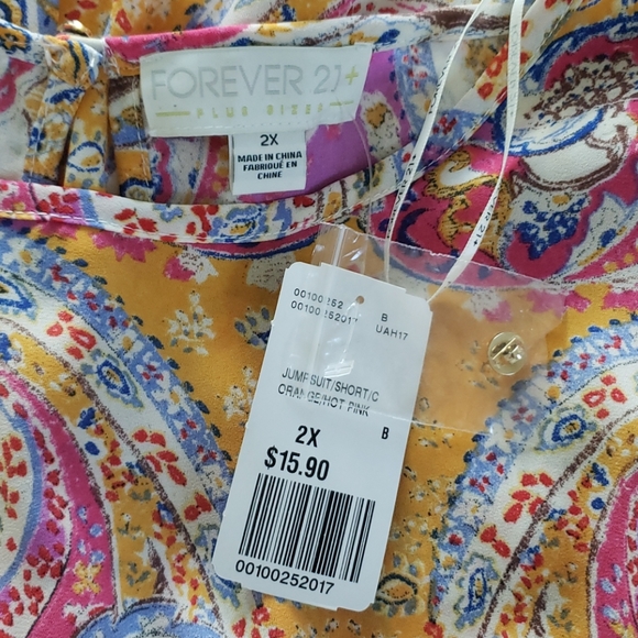 NWT Forever 21+ Romper - Picture 3 of 4